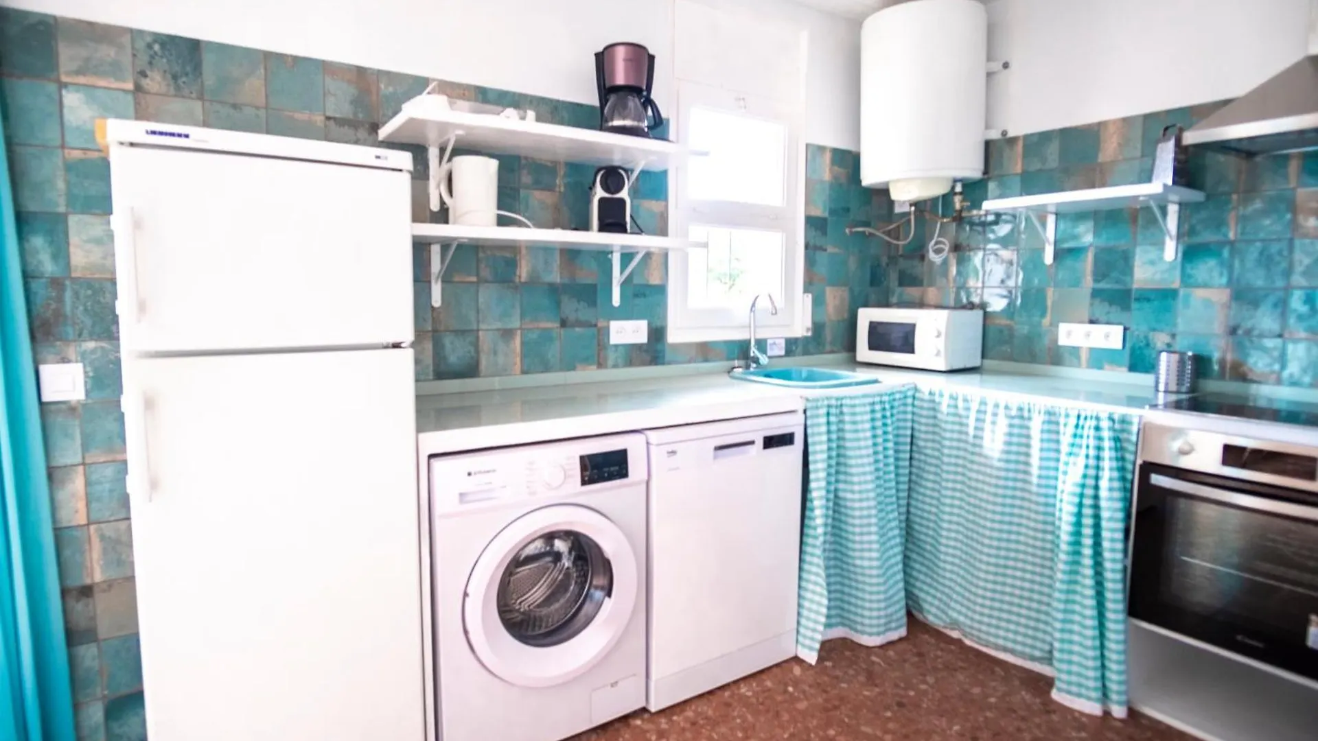 Casdanna Beachfront Roses - Canyelles Petites Apartment Spain