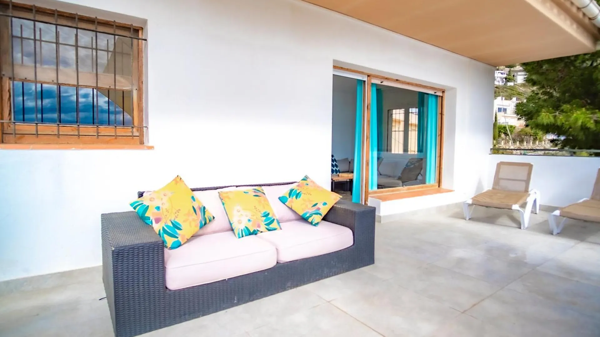 Casdanna Beachfront Roses - Canyelles Petites Apartment Spain