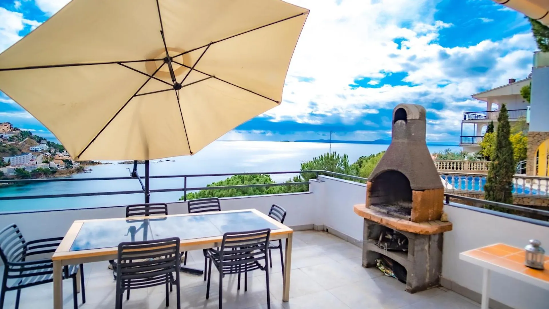 Casdanna Beachfront Roses - Canyelles Petites Apartment