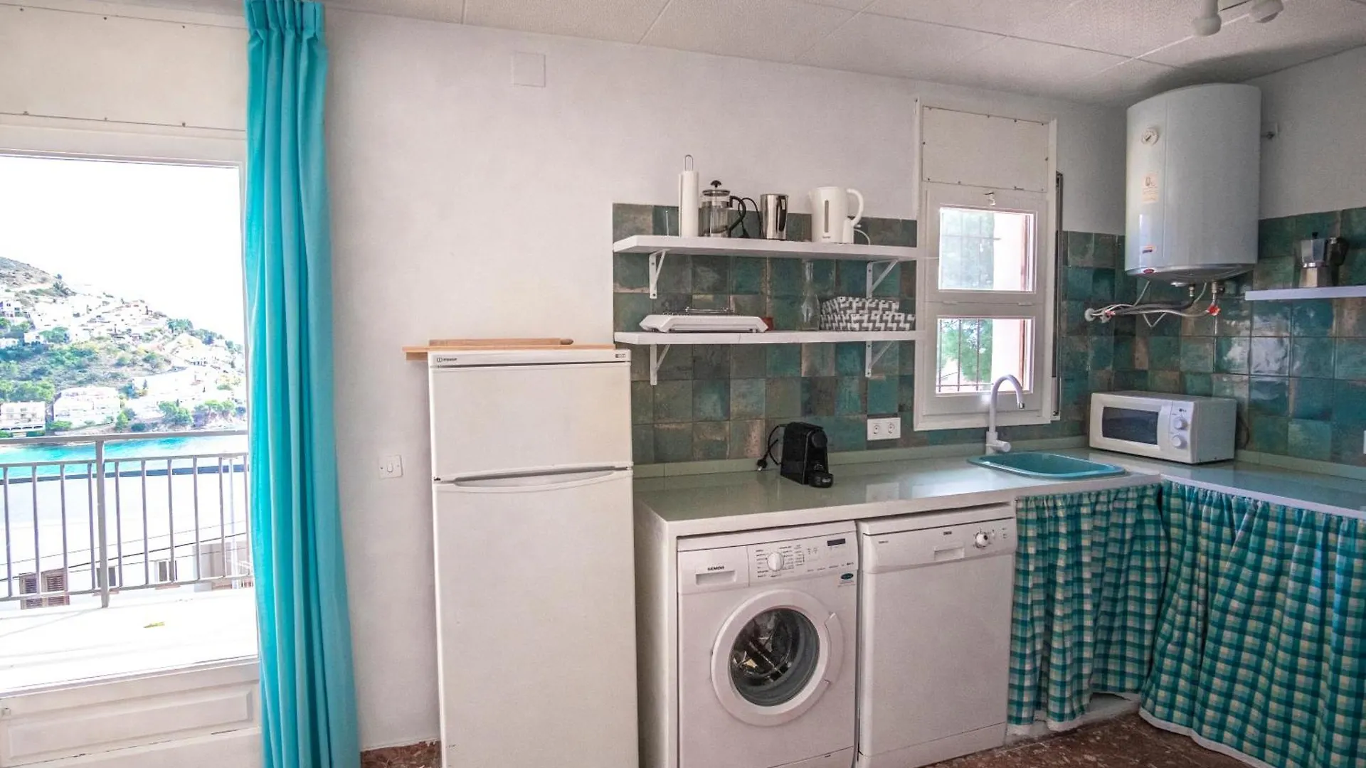 Apartmán Casdanna Beachfront Roses - Canyelles Petites 0*,  Španělsko