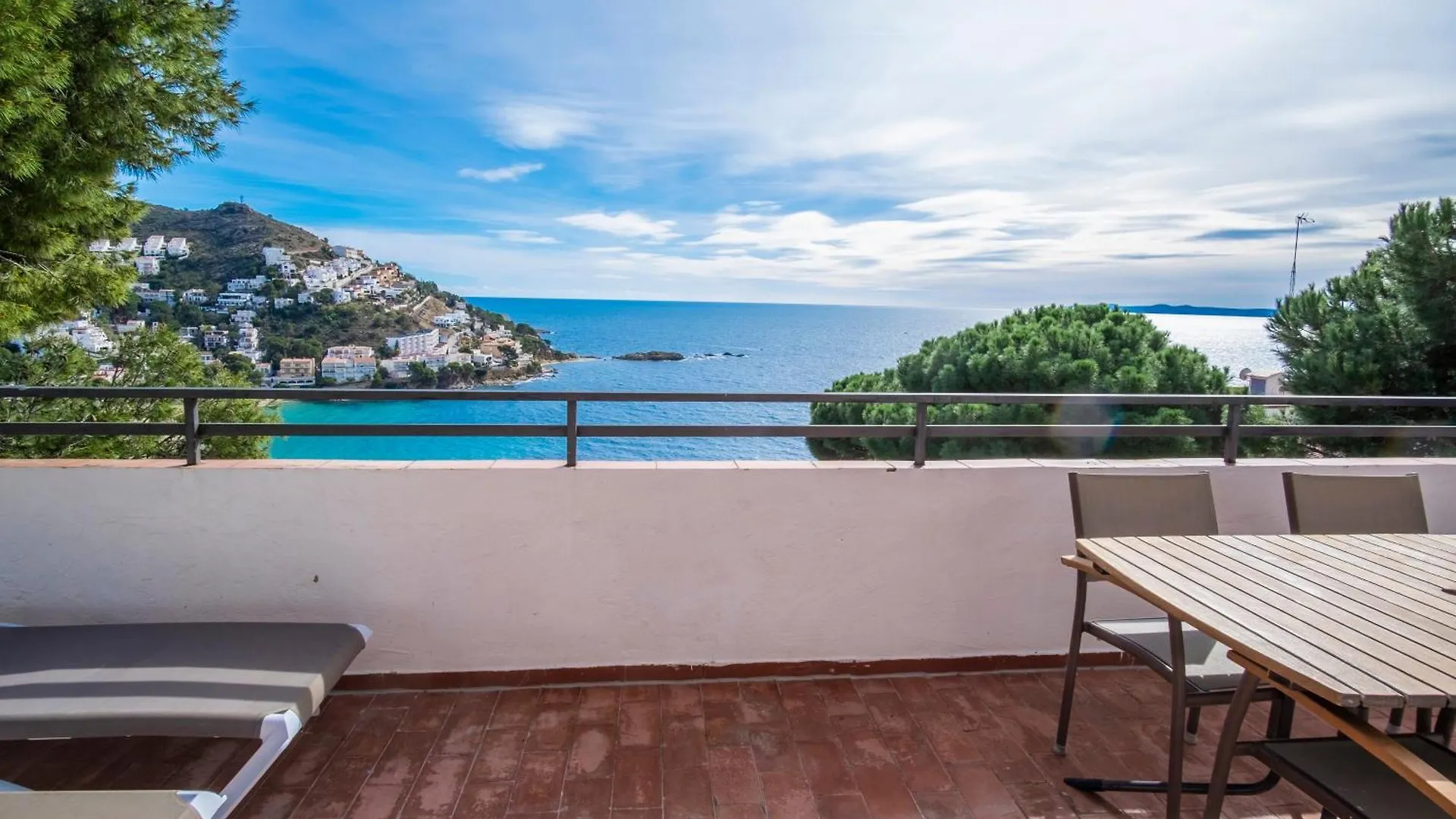 Casdanna Beachfront Roses - Canyelles Petites Apartment