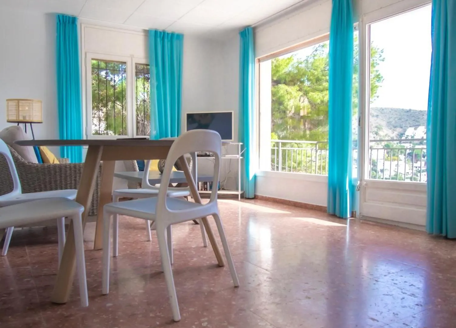 Casdanna Beachfront Roses - Canyelles Petites Apartment Spain