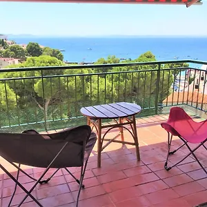  Appartement Apartamento En Con Vistas Al Mar A 50 Metros De La Playa